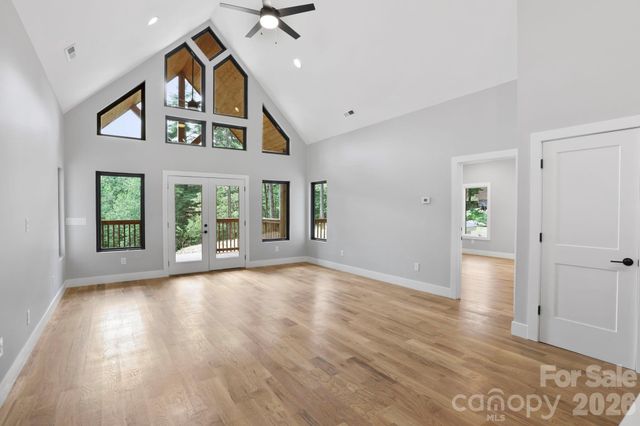 338 Hawks Terrace, Lake Lure, NC 28746