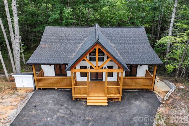 338 Hawks Terrace, Lake Lure, NC 28746