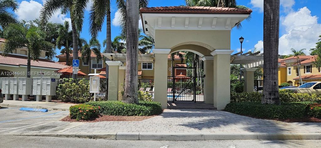 3311 Merrick Lane 902, Margate, FL 33063