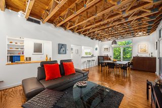 5811 Rose Street, Houston, TX 77007