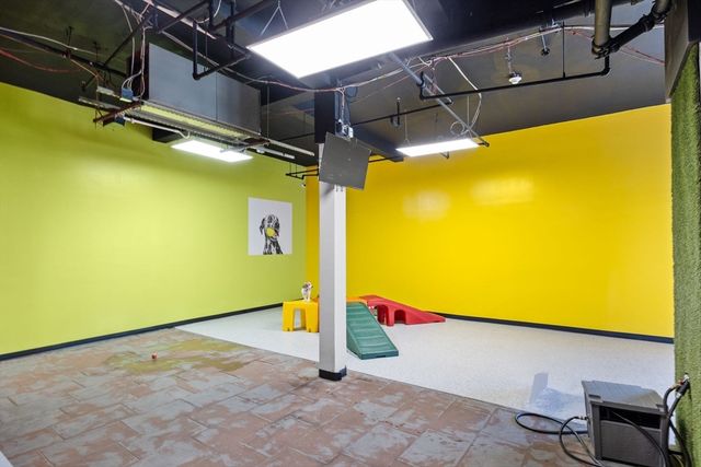 464 Hanover St A, Boston, MA 02113