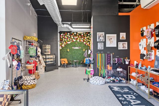 464 Hanover St A, Boston, MA 02113