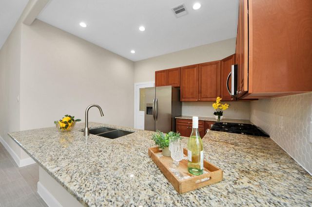 2003 Marthoman Drive, Missouri City, TX 77489