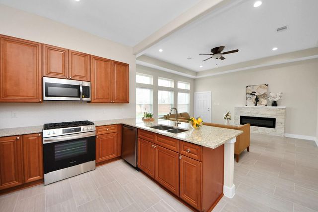 2003 Marthoman Drive, Missouri City, TX 77489