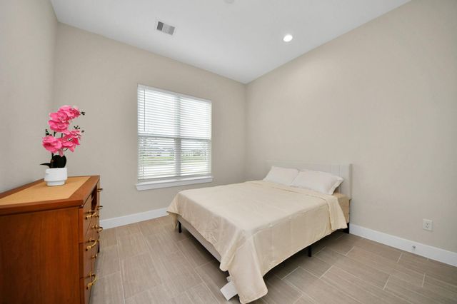 2003 Marthoman Drive, Missouri City, TX 77489