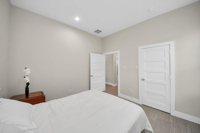 2003 Marthoman Drive, Missouri City, TX 77489