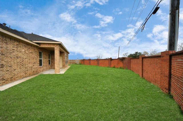 2003 Marthoman Drive, Missouri City, TX 77489