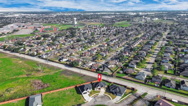 2003 Marthoman Drive, Missouri City, TX 77489