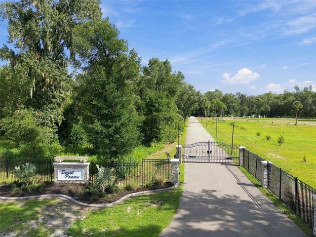 867 SUNSET LANE, Lutz, FL 33549
