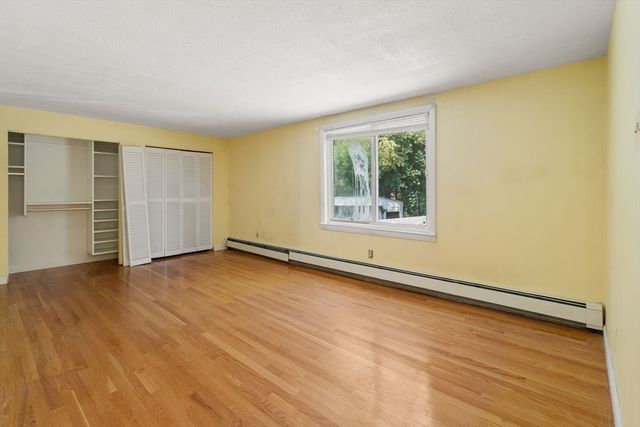 55 Chestnut St, North Reading, MA 01864