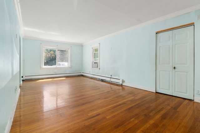 55 Chestnut St, North Reading, MA 01864