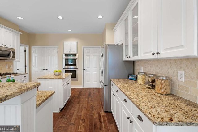 1320 Tahoe Pines Circle, Alpharetta, GA 30005