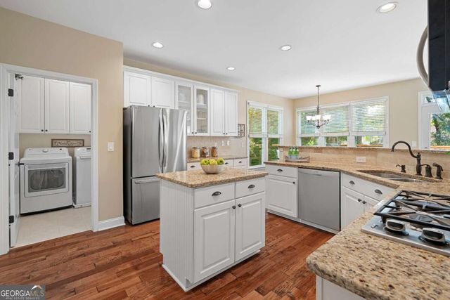 1320 Tahoe Pines Circle, Alpharetta, GA 30005