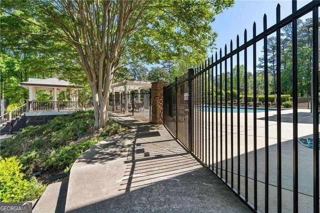 1320 Tahoe Pines Circle, Alpharetta, GA 30005