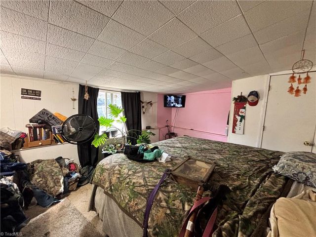 203 Brannock Lane, Pilot Mountain, NC 27041