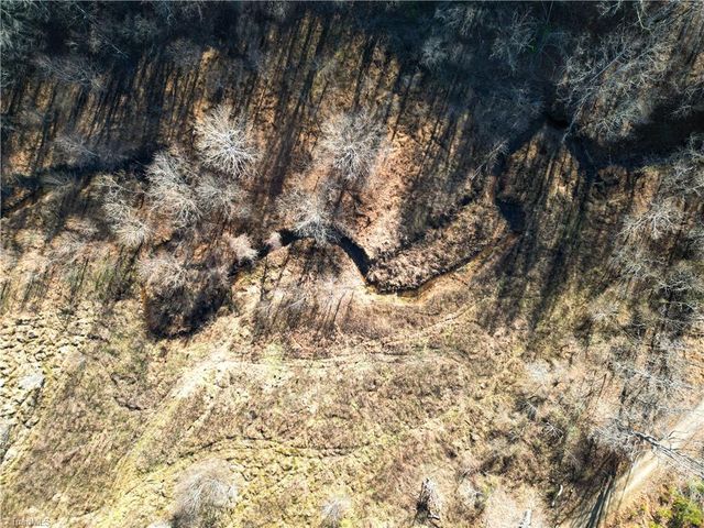 203 Brannock Lane, Pilot Mountain, NC 27041