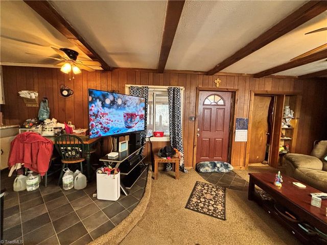 203 Brannock Lane, Pilot Mountain, NC 27041