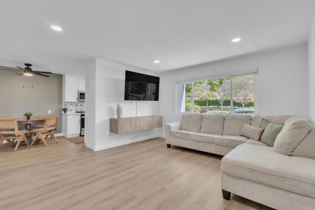 10746 N Magnolia Avenue C3, Santee, CA 92071