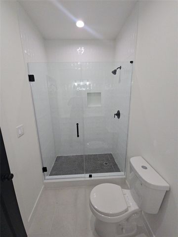 8101 Venus Street A, Houston, TX 77088