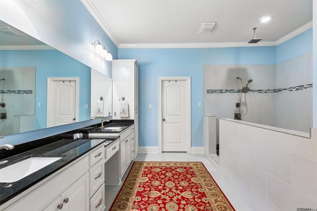 8970 Carriagewood Estates Dr, Saint George, LA 70817