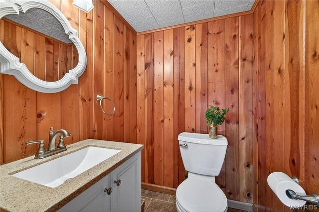 49 Boxwood Circle, Hamburg, NY 14075