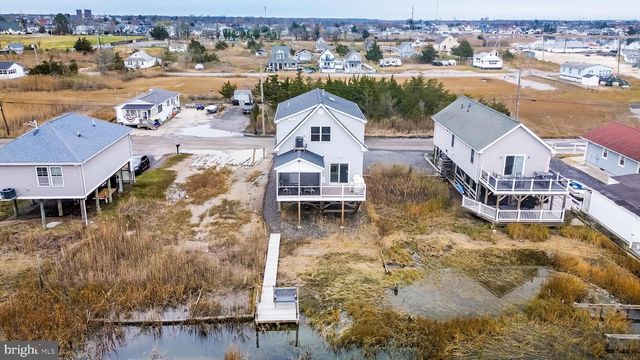 327 OAKLAND AVE, Pleasantville, NJ 08232