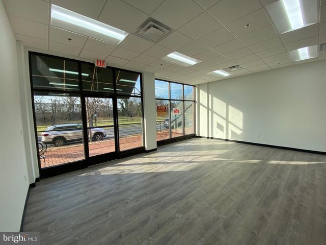 450 HARRISON ST SE, Leesburg, VA 20175