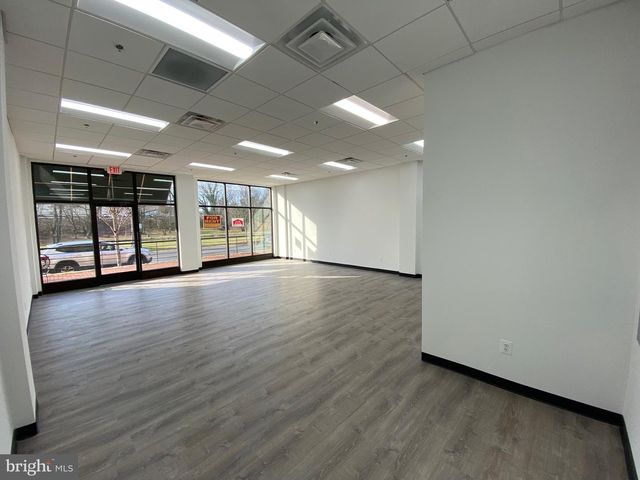 450 HARRISON ST SE, Leesburg, VA 20175