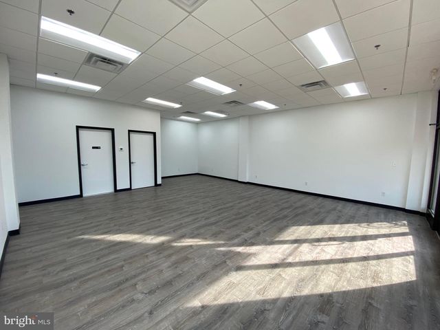 450 HARRISON ST SE, Leesburg, VA 20175