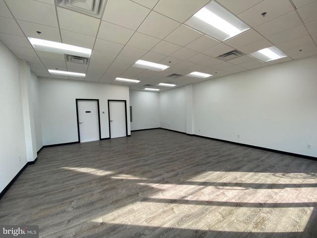 450 HARRISON ST SE, Leesburg, VA 20175