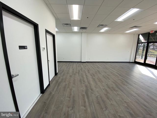 450 HARRISON ST SE, Leesburg, VA 20175