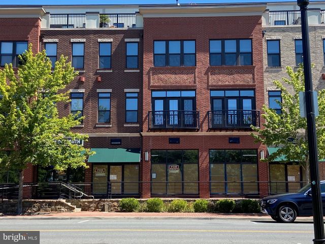 450 HARRISON ST SE, Leesburg, VA 20175