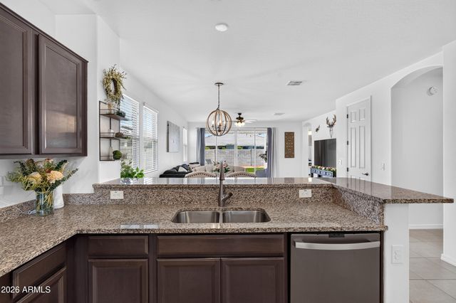 2786 W Canada De Oro Road, San Tan Valley, AZ 85144