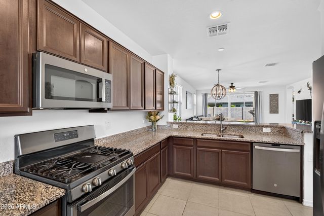 2786 W Canada De Oro Road, San Tan Valley, AZ 85144