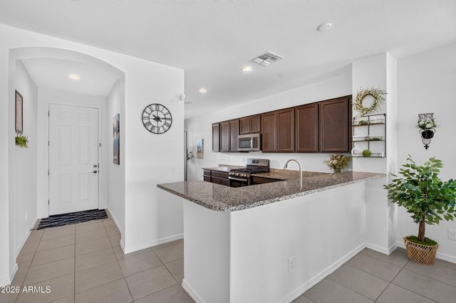 2786 W Canada De Oro Road, San Tan Valley, AZ 85144