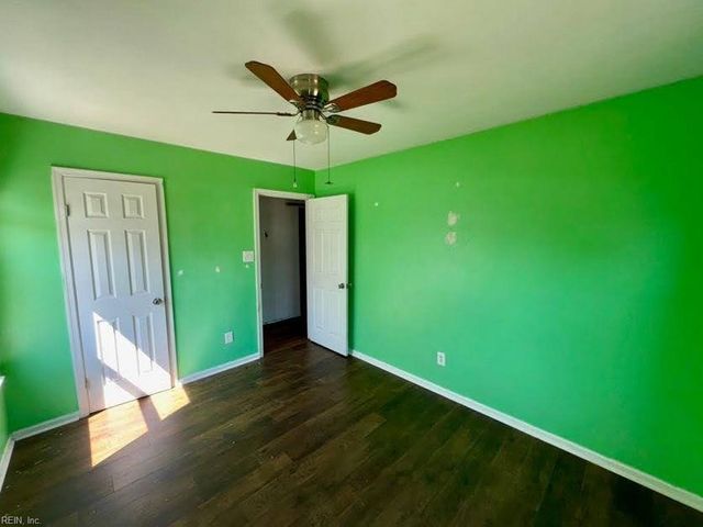 304 Quail Meadow DR, Chesapeake, VA 23323