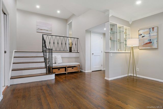 2 Doris Drive, Scarsdale, NY 10583