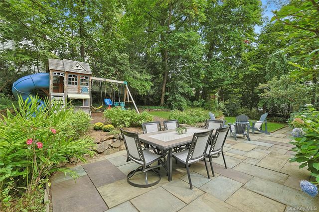 2 Doris Drive, Scarsdale, NY 10583