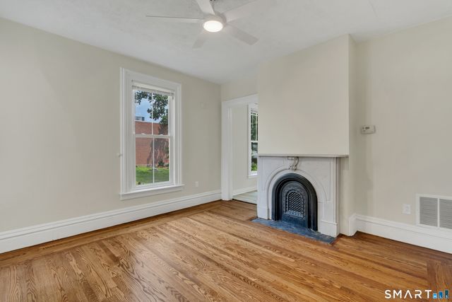 7 University Place, New Haven, CT 06511