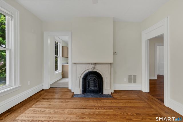 7 University Place, New Haven, CT 06511