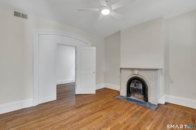 7 University Place, New Haven, CT 06511