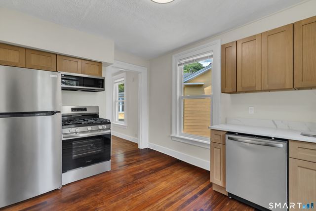 7 University Place, New Haven, CT 06511