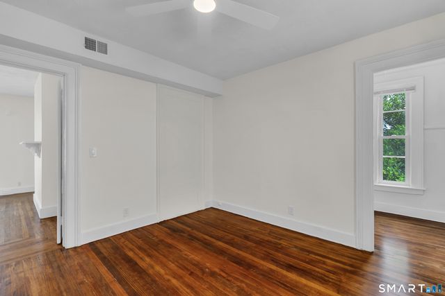 7 University Place, New Haven, CT 06511