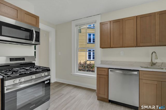 7 University Place, New Haven, CT 06511