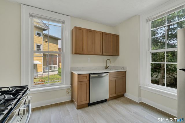 7 University Place, New Haven, CT 06511