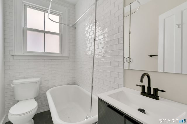 7 University Place, New Haven, CT 06511