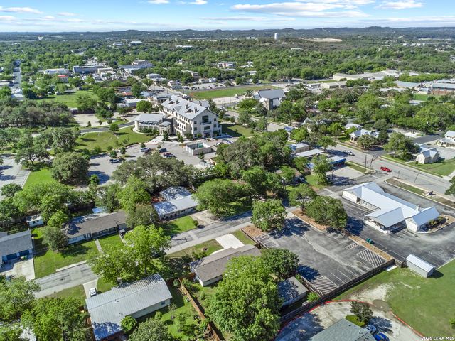 118 RICHTER AVE, Boerne, TX 78006