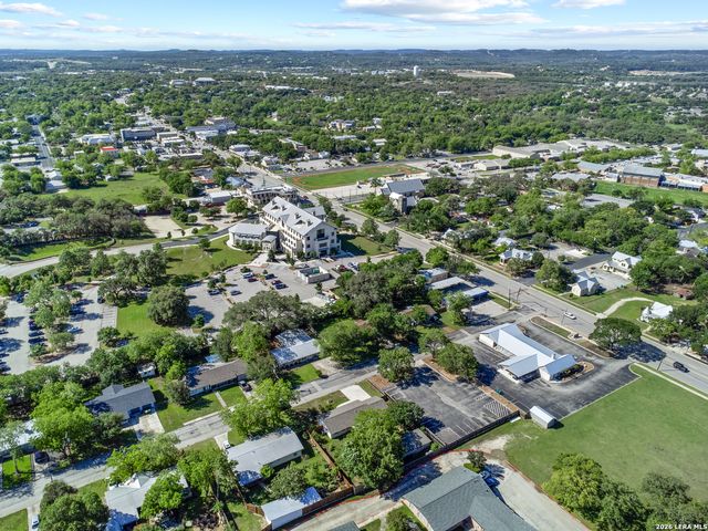 118 RICHTER AVE, Boerne, TX 78006