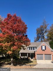 1355 East Gate Court SE, Atlanta, GA 30316