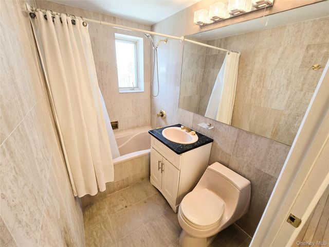 133-47 Sanford Avenue 11A, Flushing, NY 11355